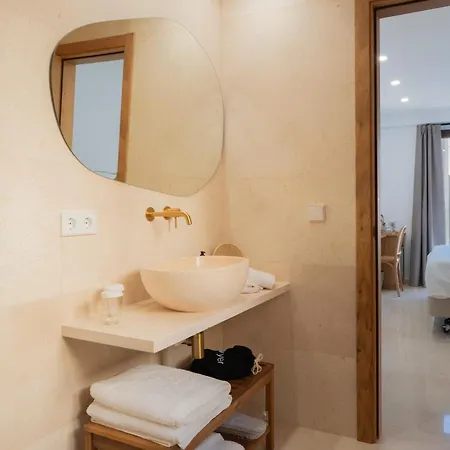 Boutique Petit París Hotel Puerto Pollensa