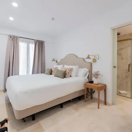 Hotel Boutique Petit París