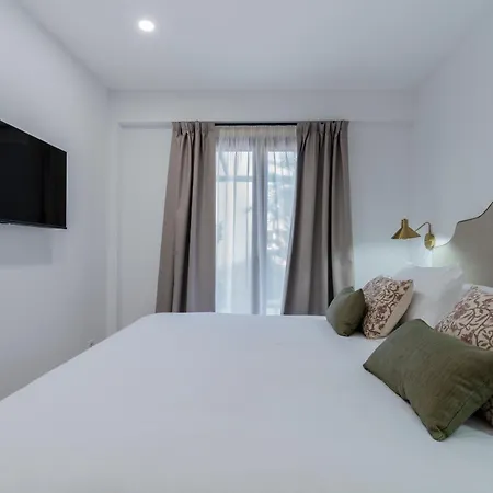 Boutique Petit Paris فندق